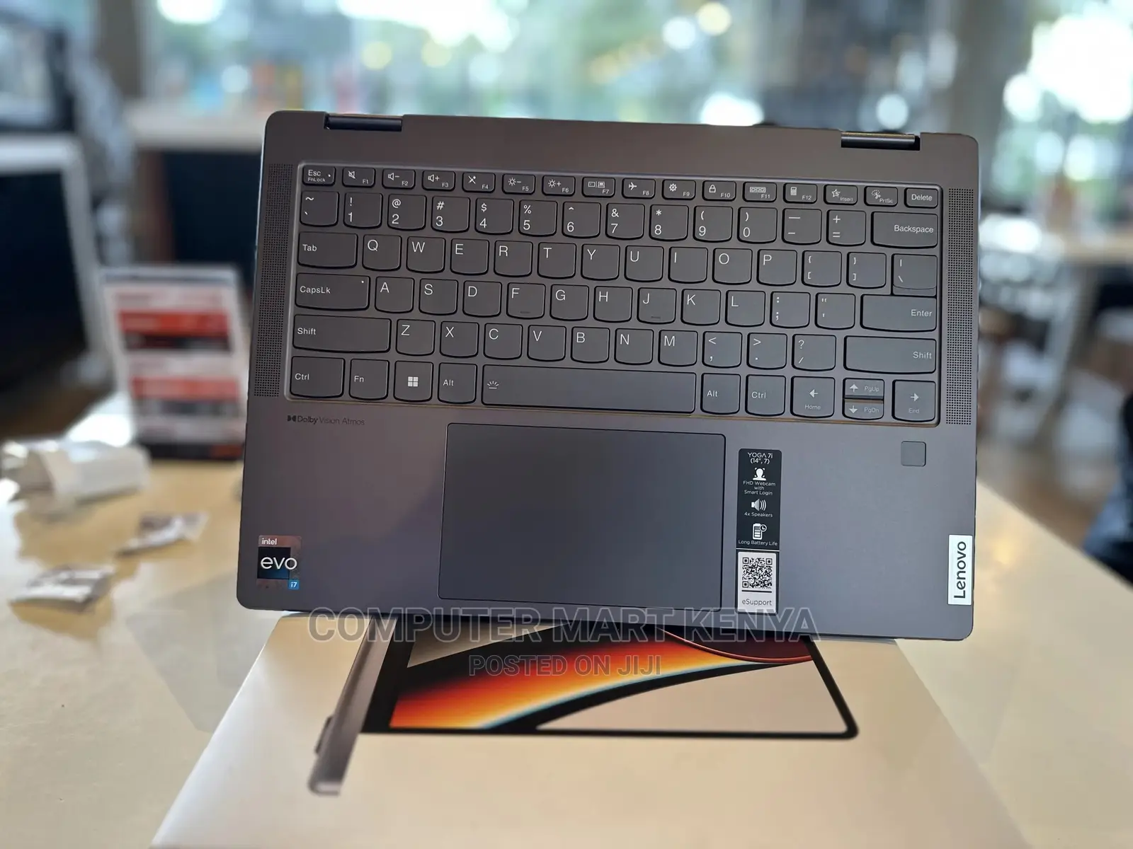 New Laptop Lenovo Yoga 700 16GB Intel Core I7 SSD 512GB