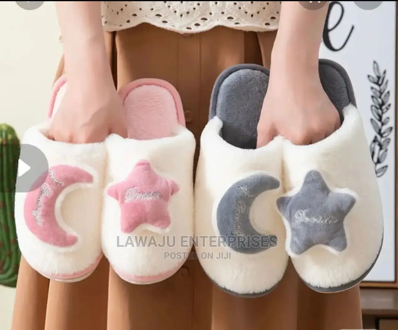 Moon Star Indoor House Slippers / Slipons