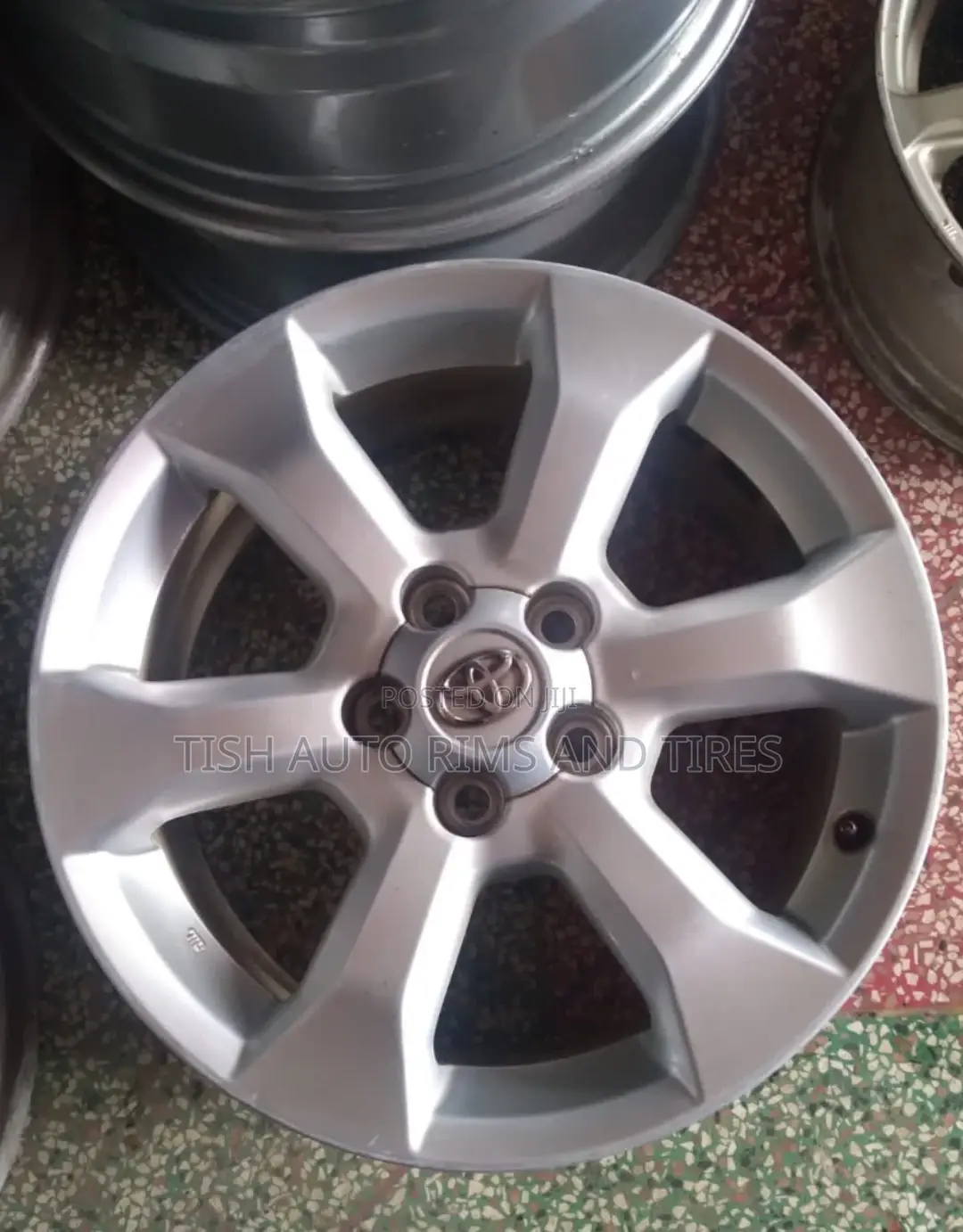 Toyota Vanguard 17 Inch Rim