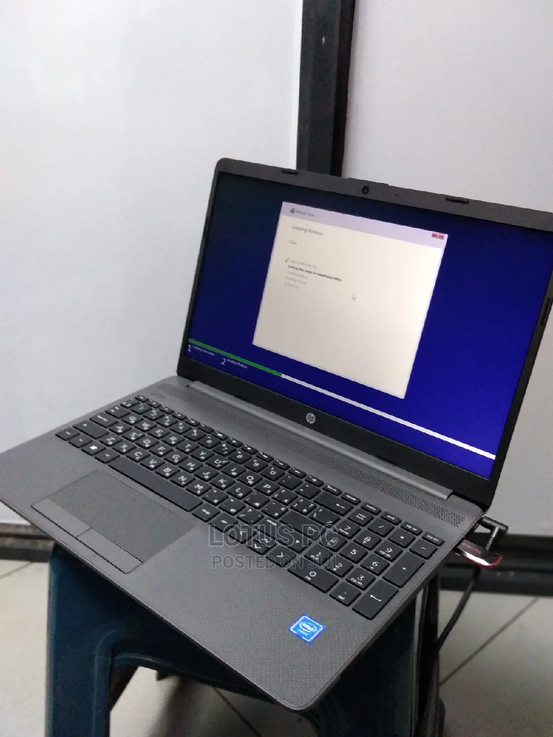 New Laptop HP 250 G8 8GB Intel Celeron SSD 256GB