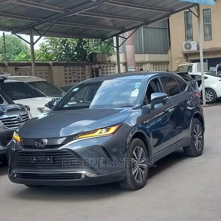 Toyota Harrier 2.0 2020 Blue