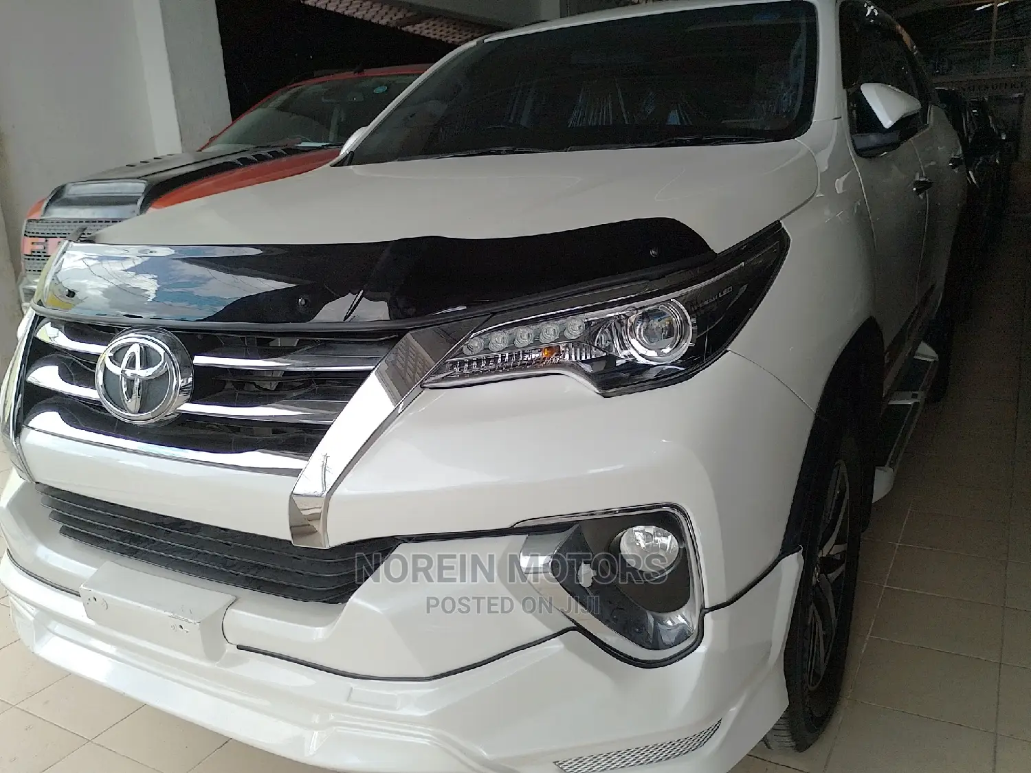 Toyota Fortuner 4.0 AWD 2016 White