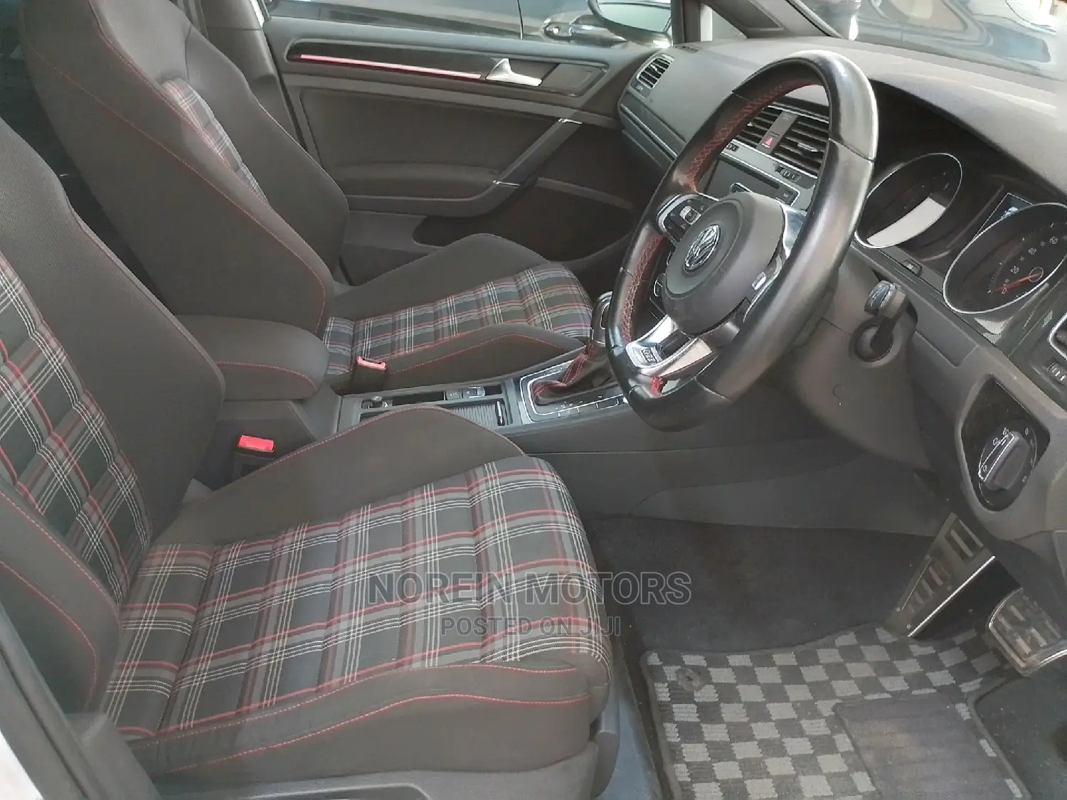 Volkswagen Golf GTI 2015 White