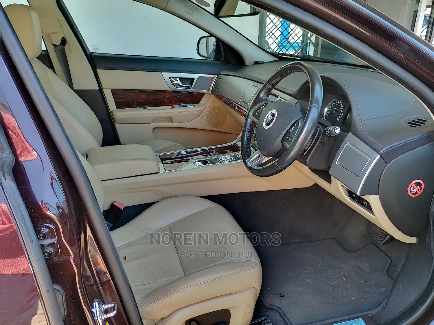 Jaguar XF 2015 Brown