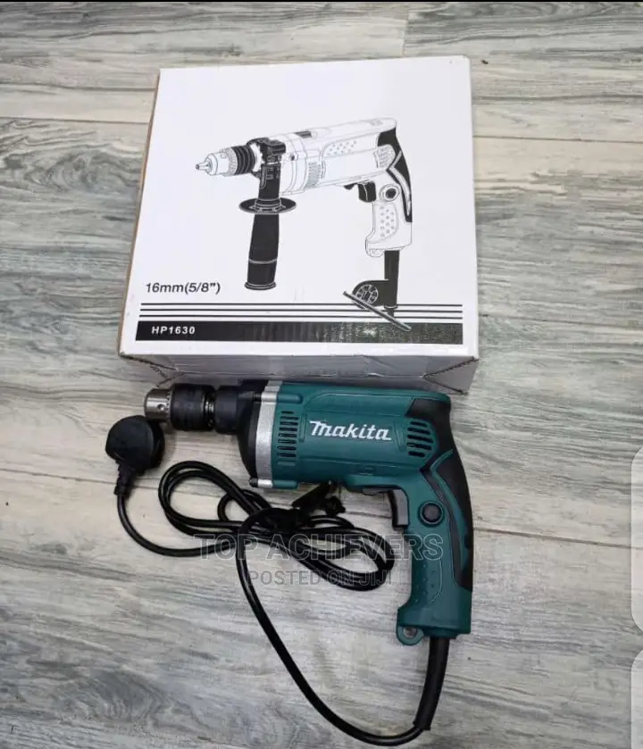 Makita Drill 710w