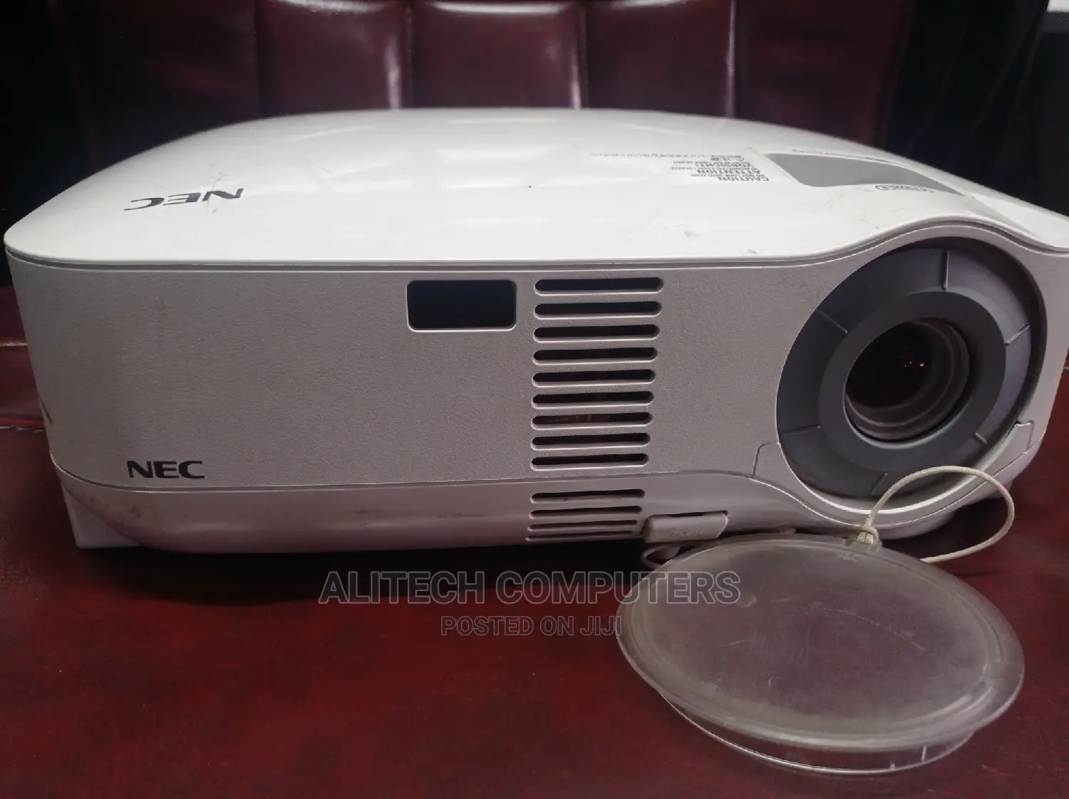 NEC Projector