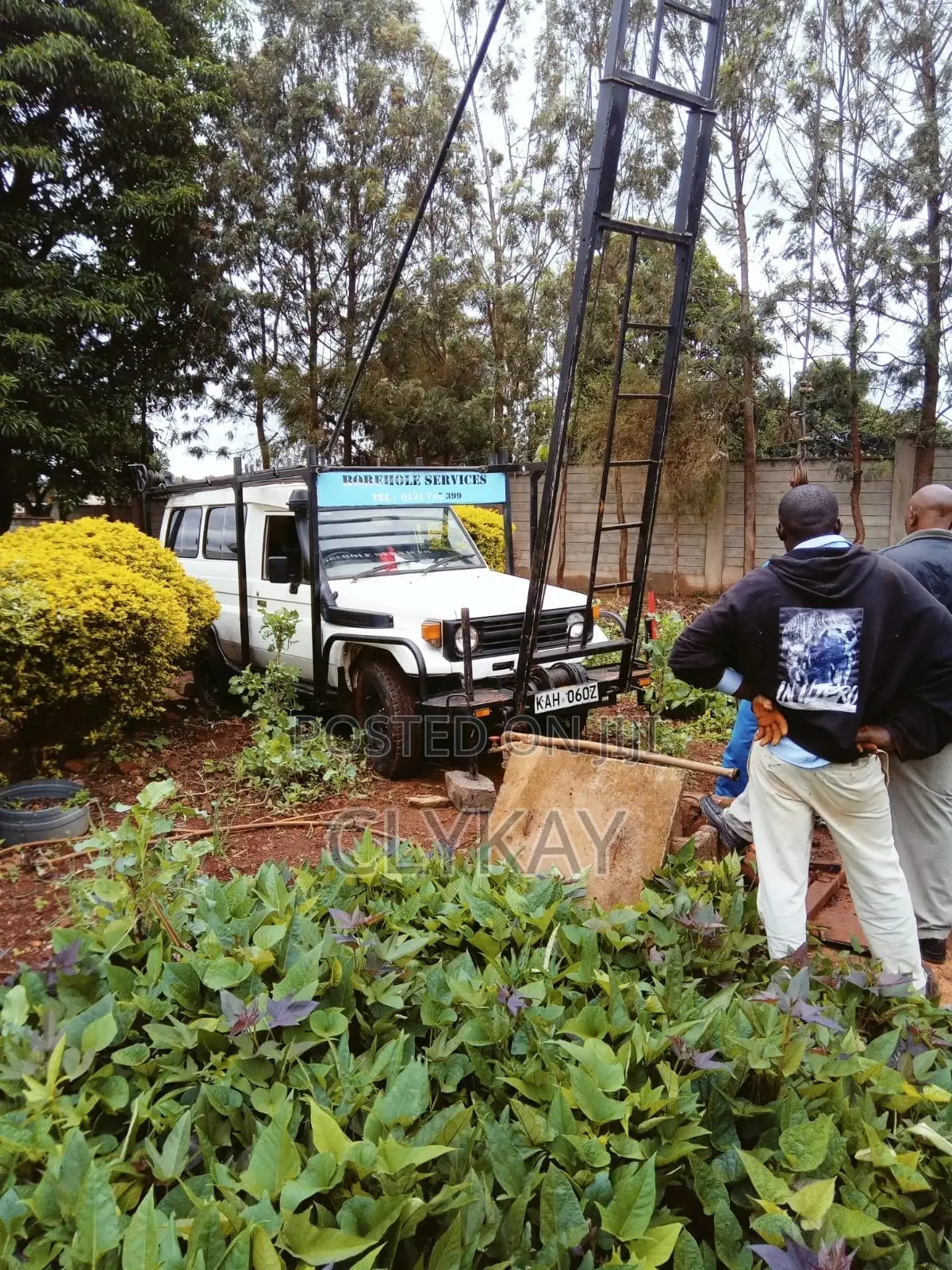 Borehole Pump Installation, Pump Lowering