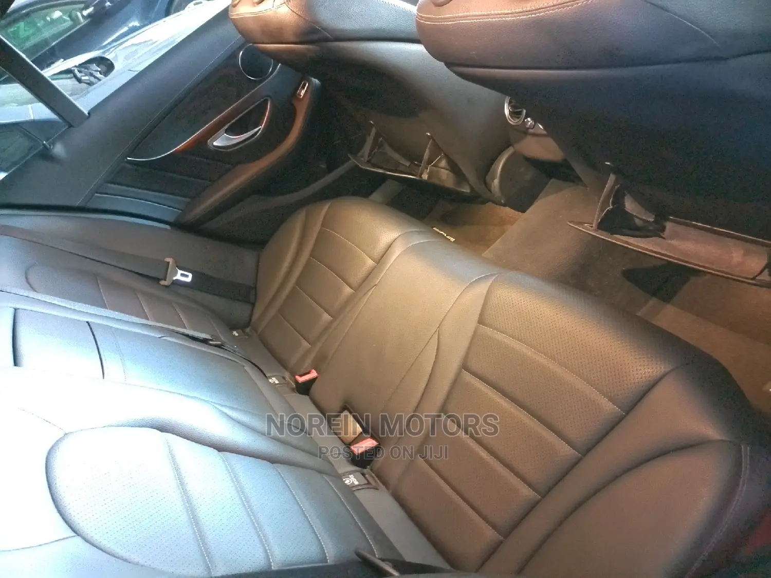 Mercedes-Benz C200 2015 Blue