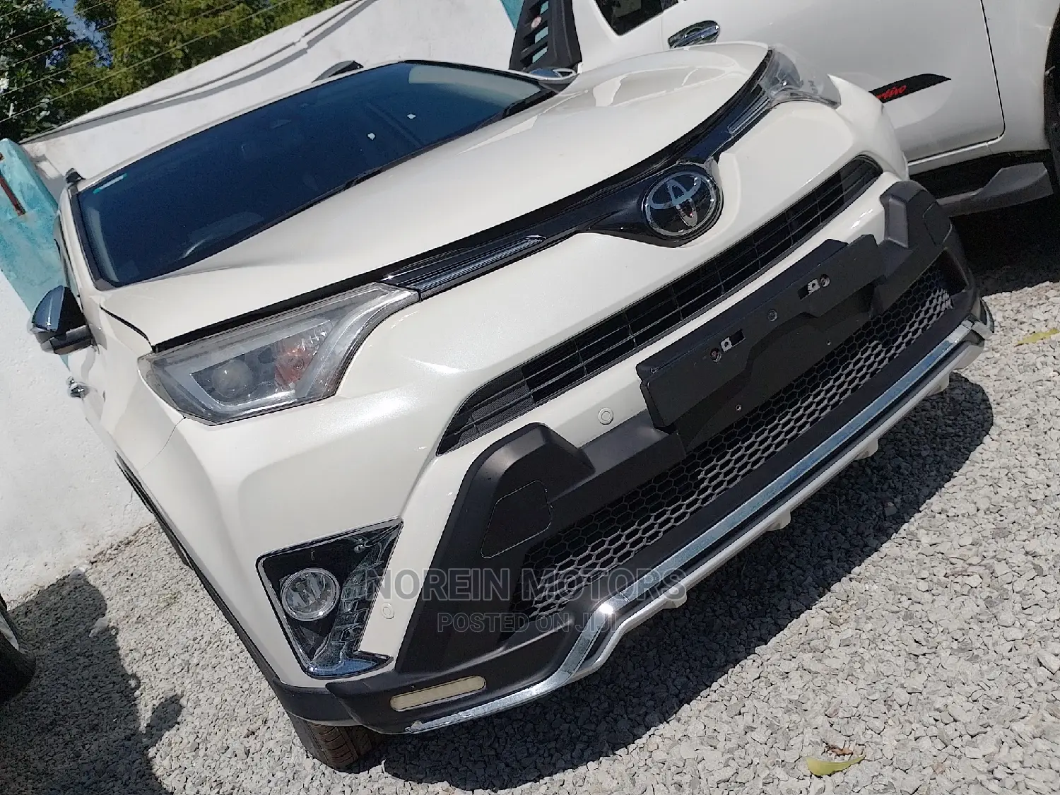 Toyota RAV4 2016 White