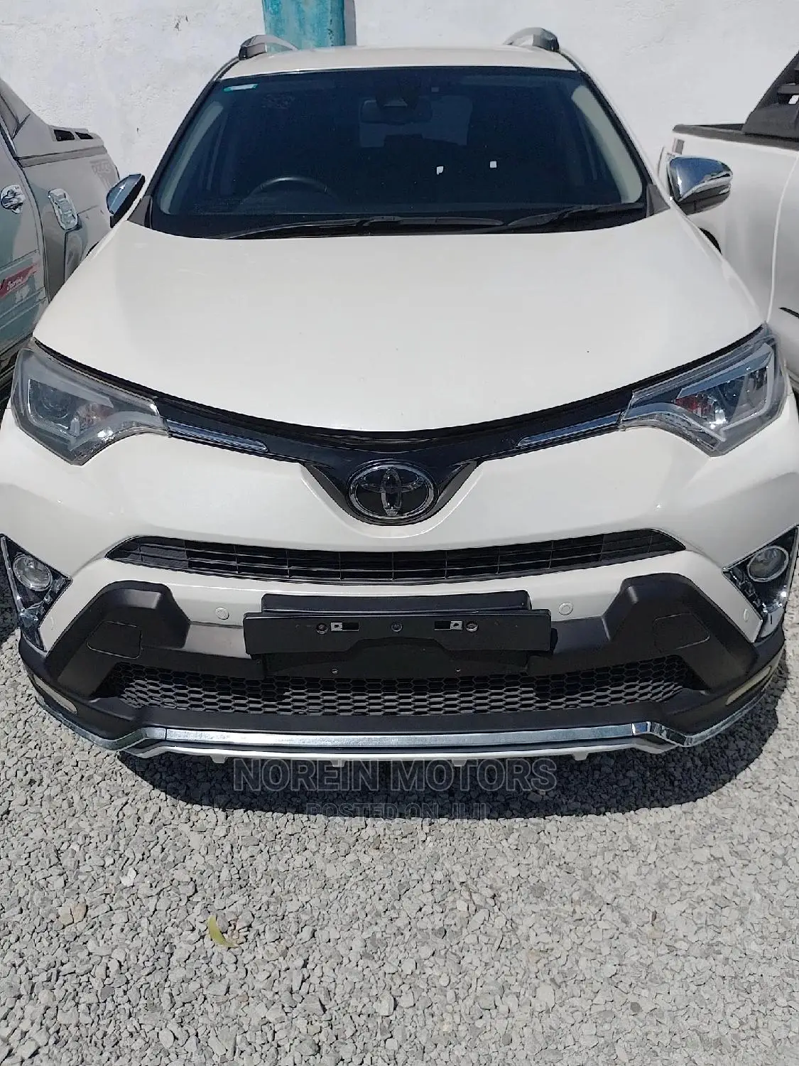 Toyota RAV4 2016 White