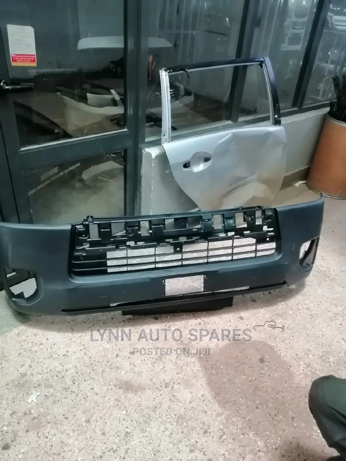 Toyota Hiace 9l Front Bumper Brand New