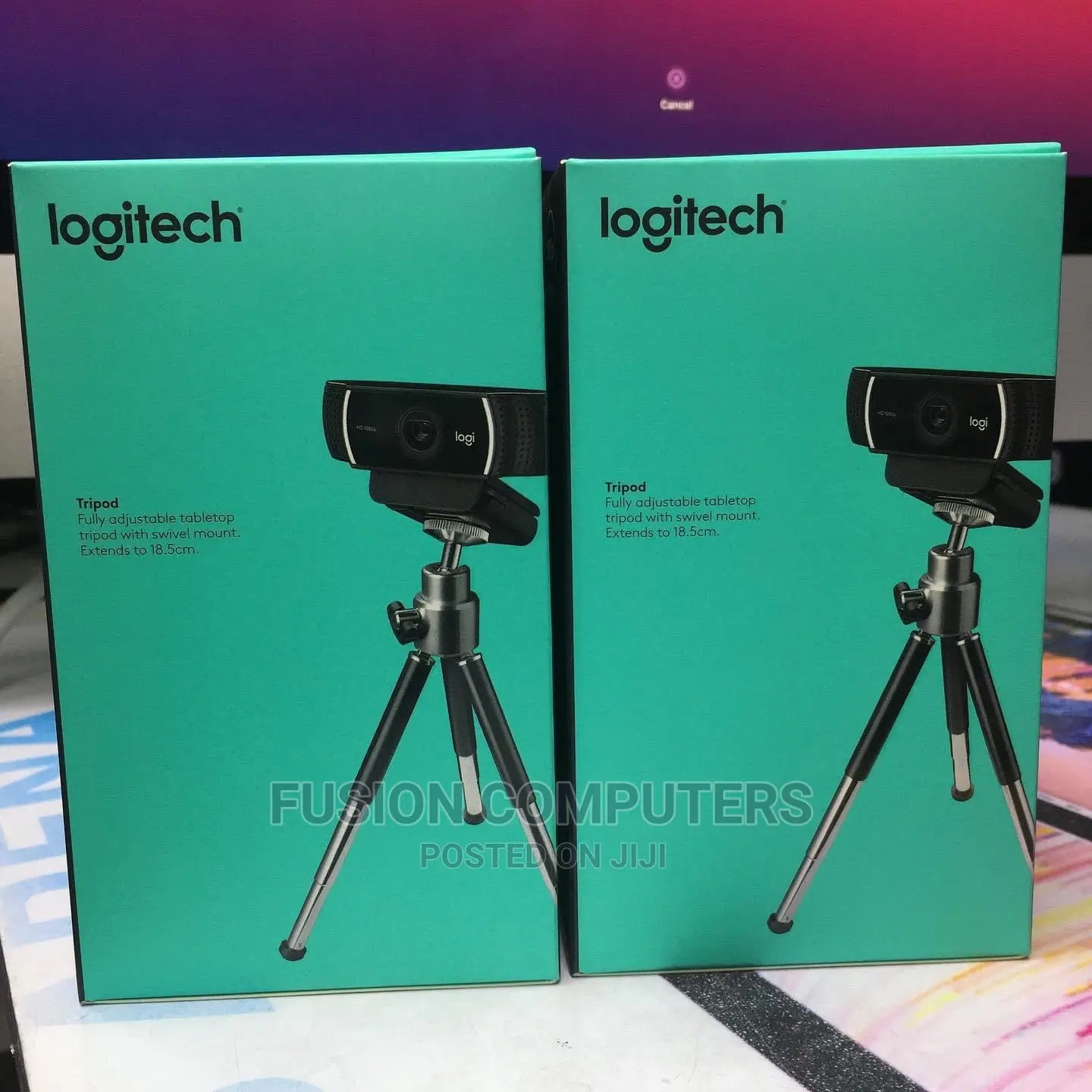 Logitech C922 Webcam With Tripod Stand