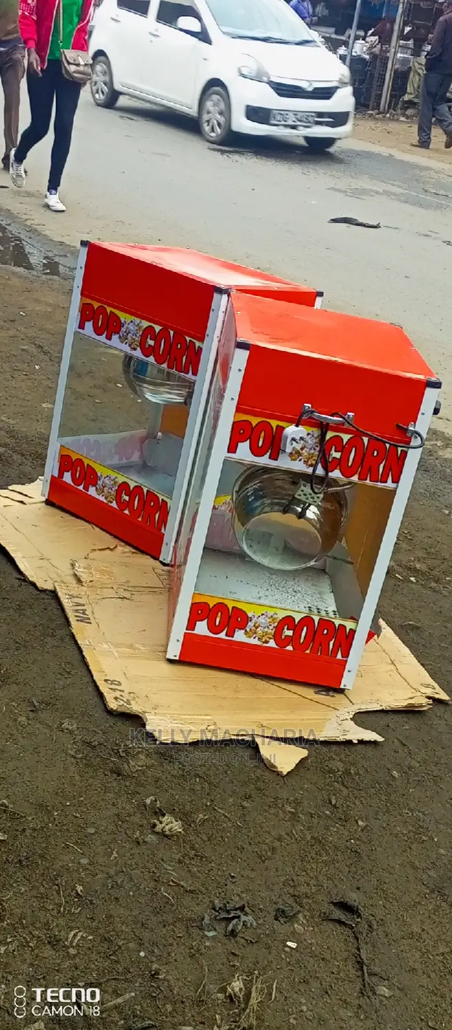 Popcorn Poppers Machines
