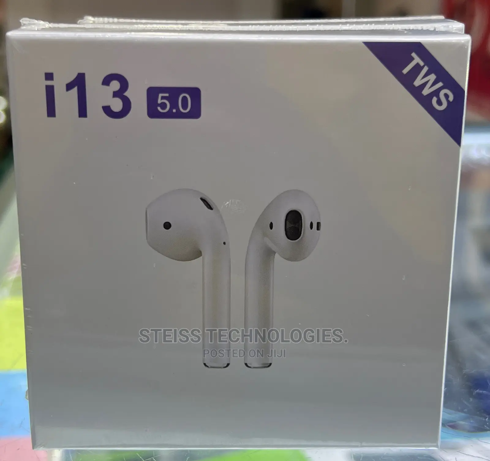 I13 TWS Wireless Earphones.