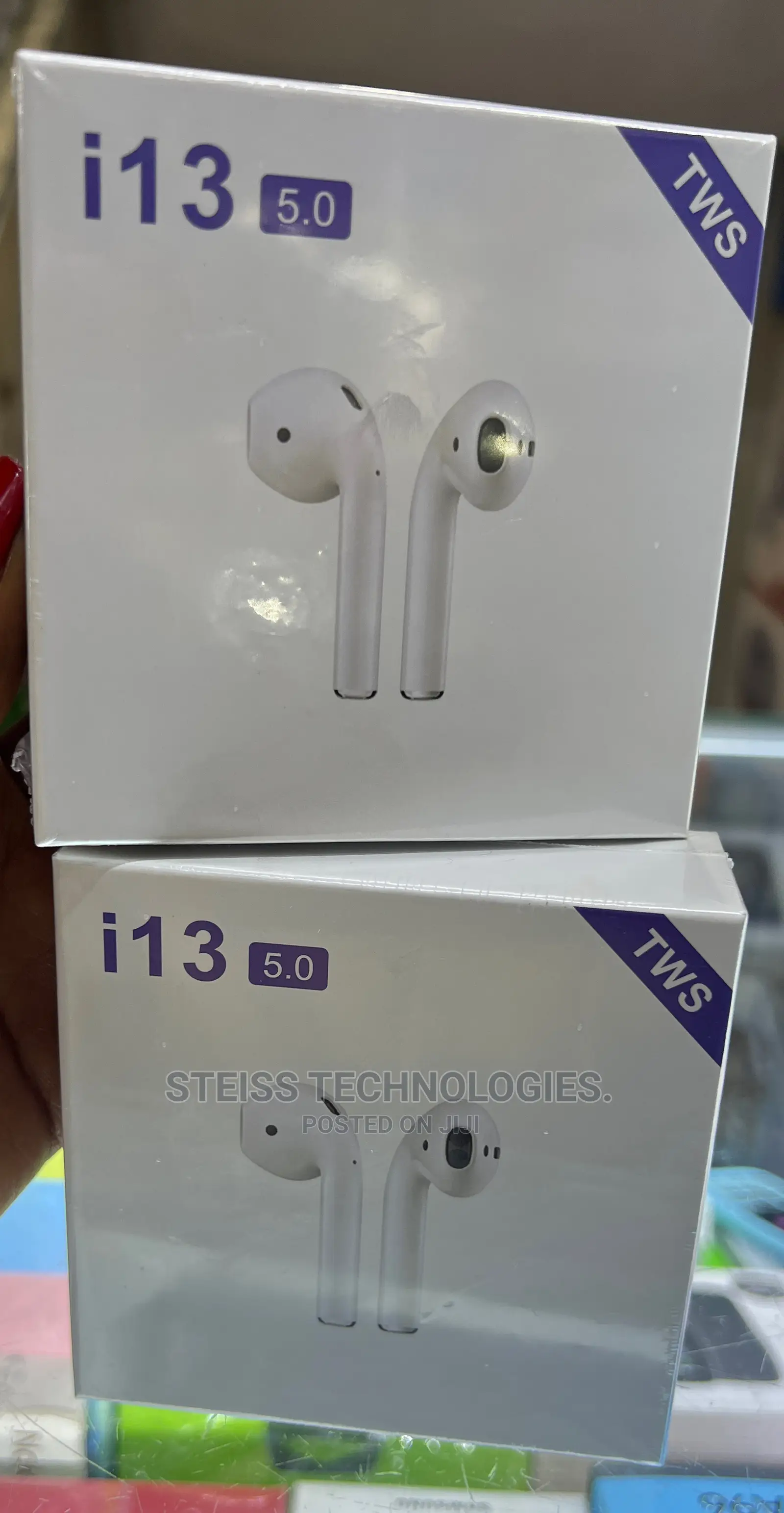 I13 TWS Wireless Earphones.