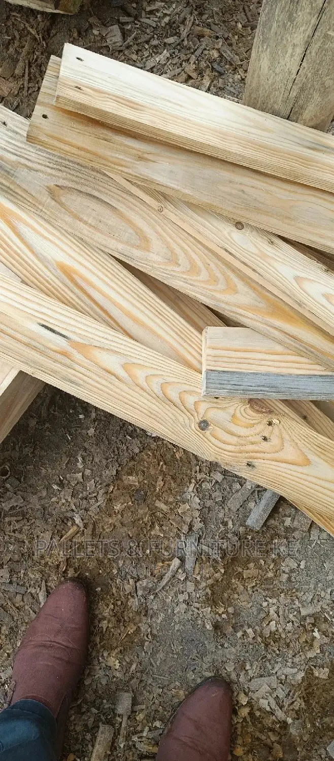 4 Ft Pallets Pieces