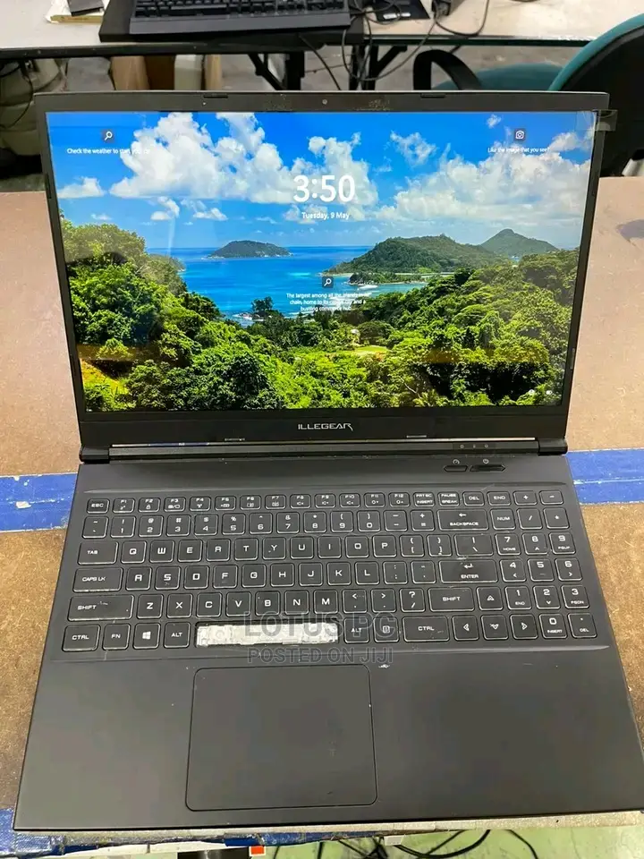 Laptop Hinges, Screen and Frame Repairs