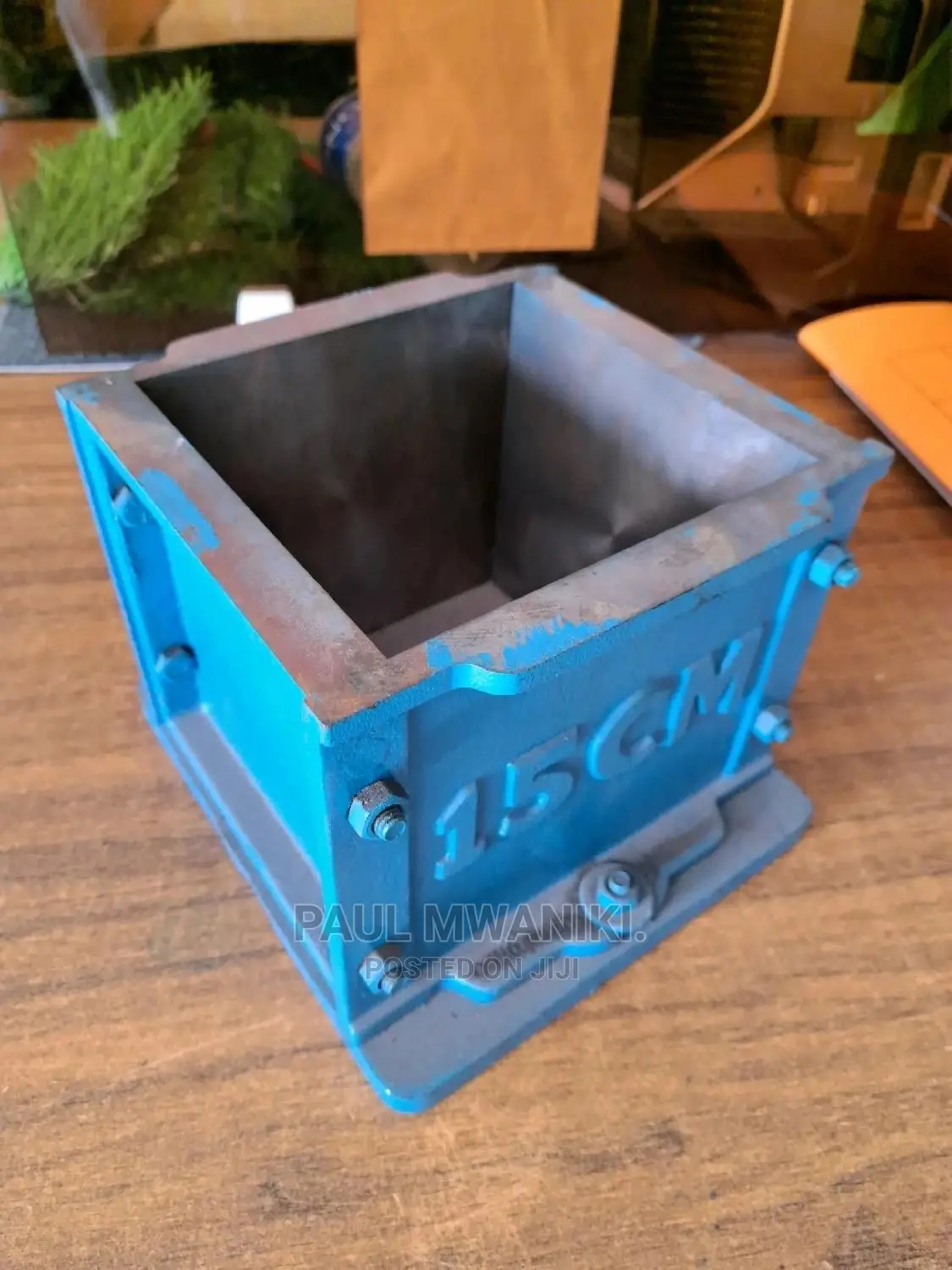 Cast Iron Cube Mould for Concrete Cubes.- Heavy Duty 150mm