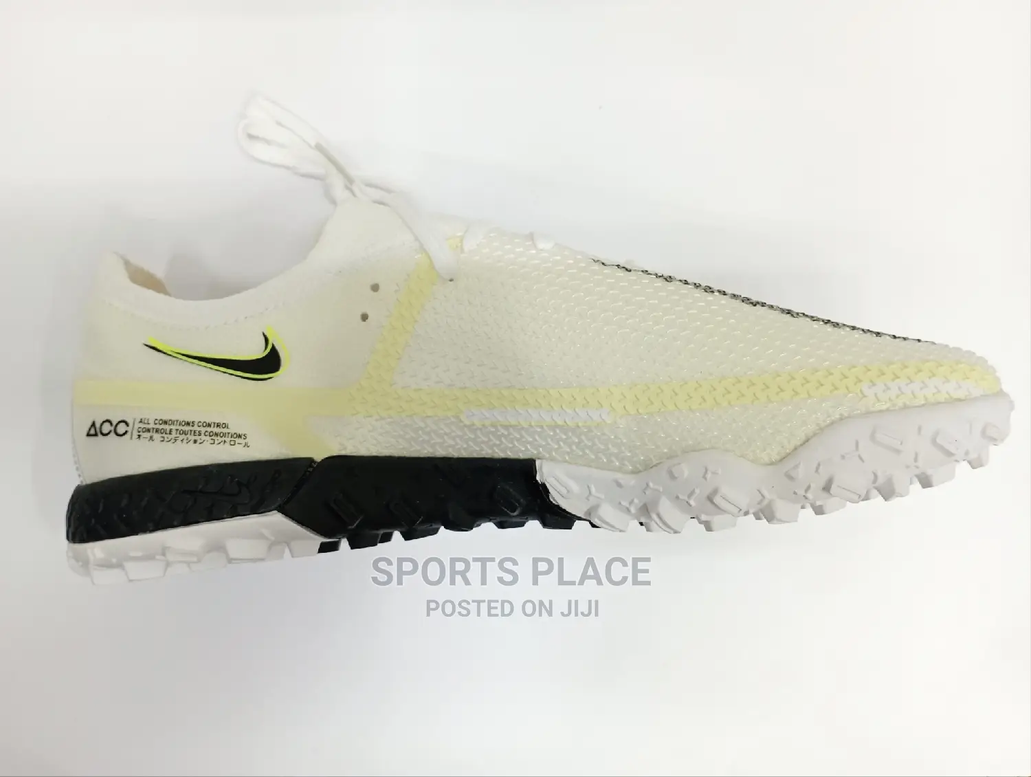 Nike Phantom GT2 Astro Turf Boots - White