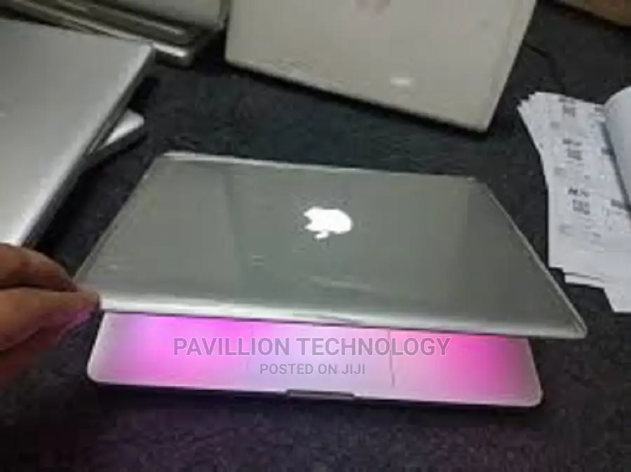 Laptop Apple MacBook 2012 8GB Intel Core I5 SSD 256GB