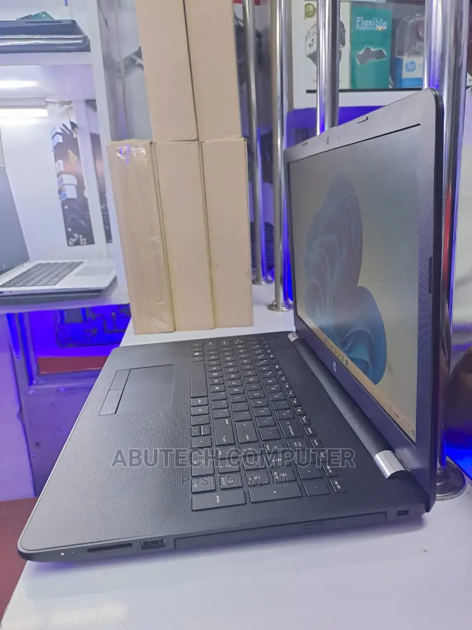 Laptop HP 15-Da2933nia 16GB Intel Core I7 SSD 512GB
