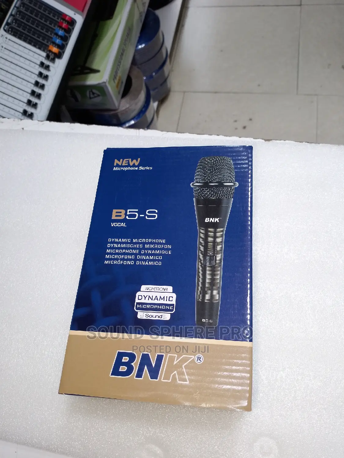 BNK B5s Dynamic Wire Microphone