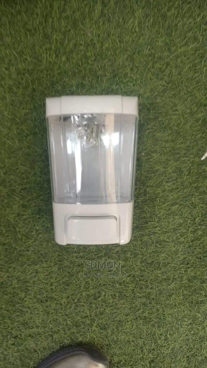 500ml Manual Soap Dispenser