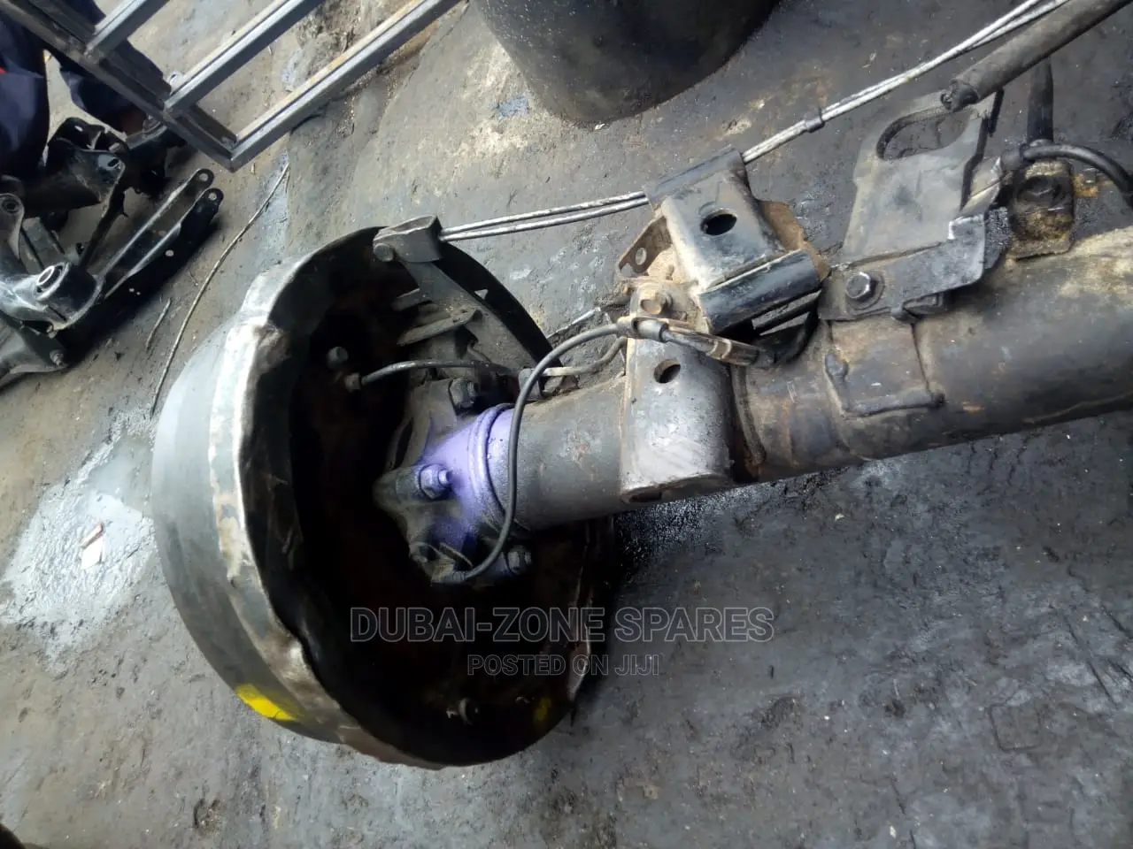 Differential Complete Nissan Hardbody 4wheel Drive With Abs.