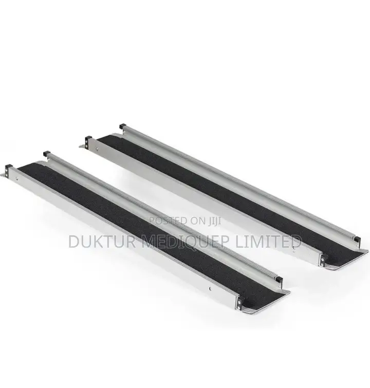 Telescopic Wheelchair Ramp 150cm Max Load 300kg