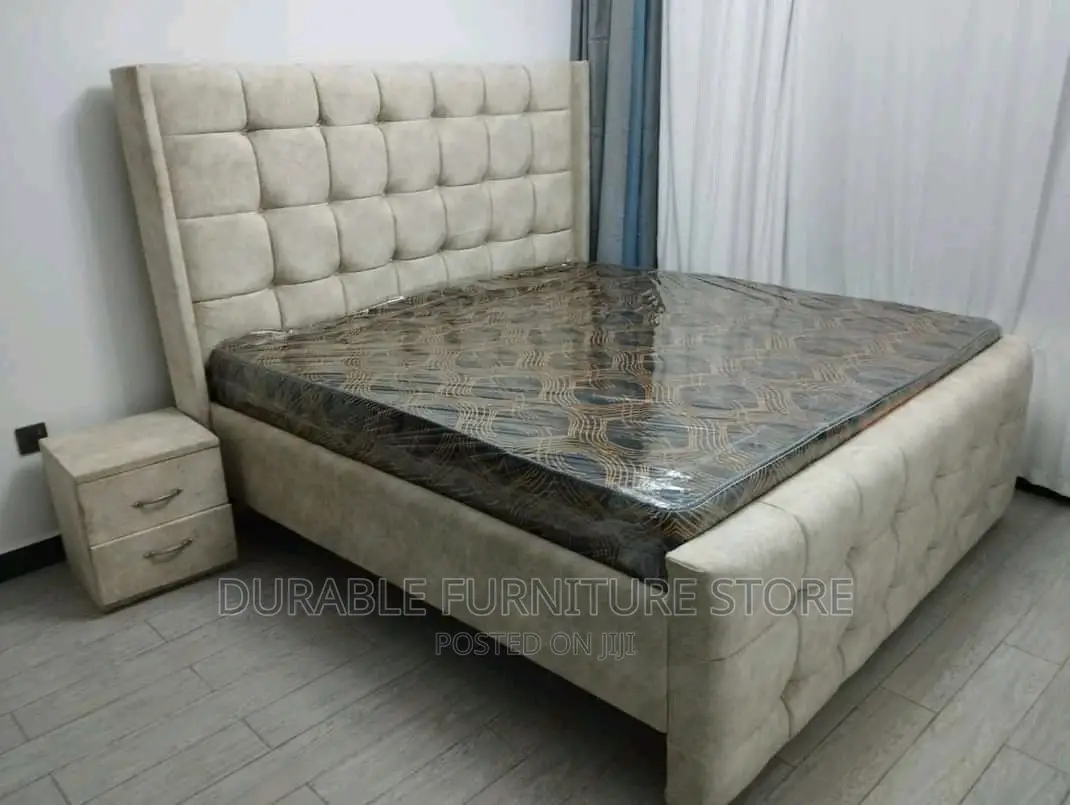 5by 6 Tufted Bed With Drowers