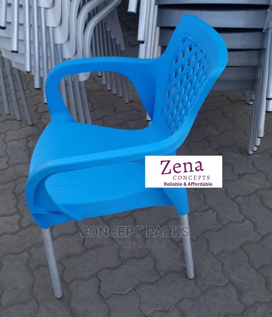 Blue Prime Rosa Blue Chair.