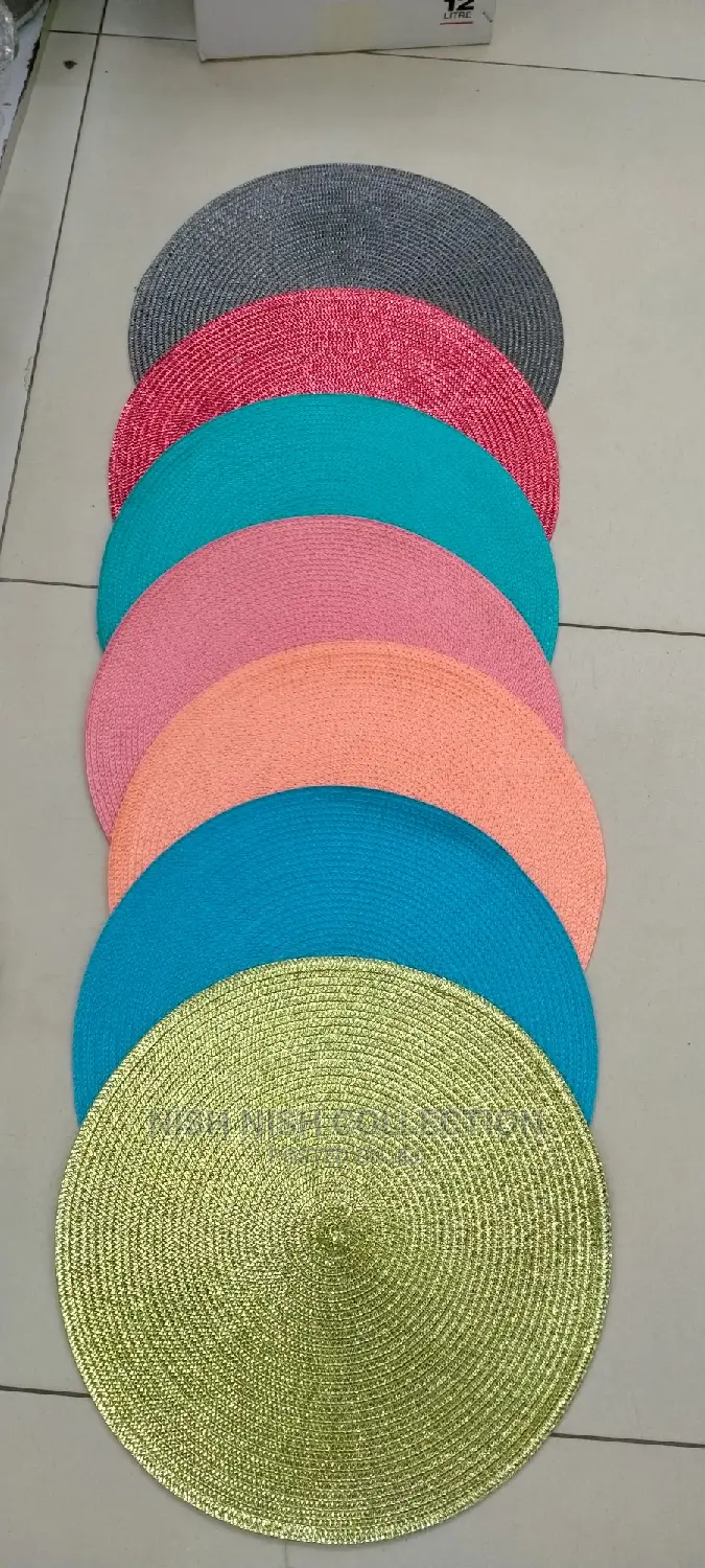 6 Pieces Round Table Mats