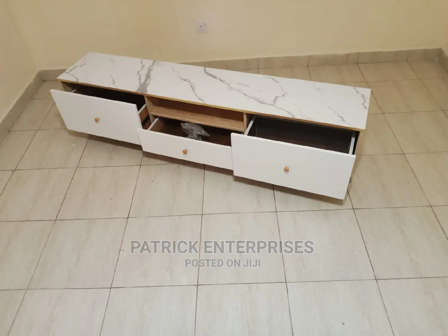 Imported Morden TV Stand