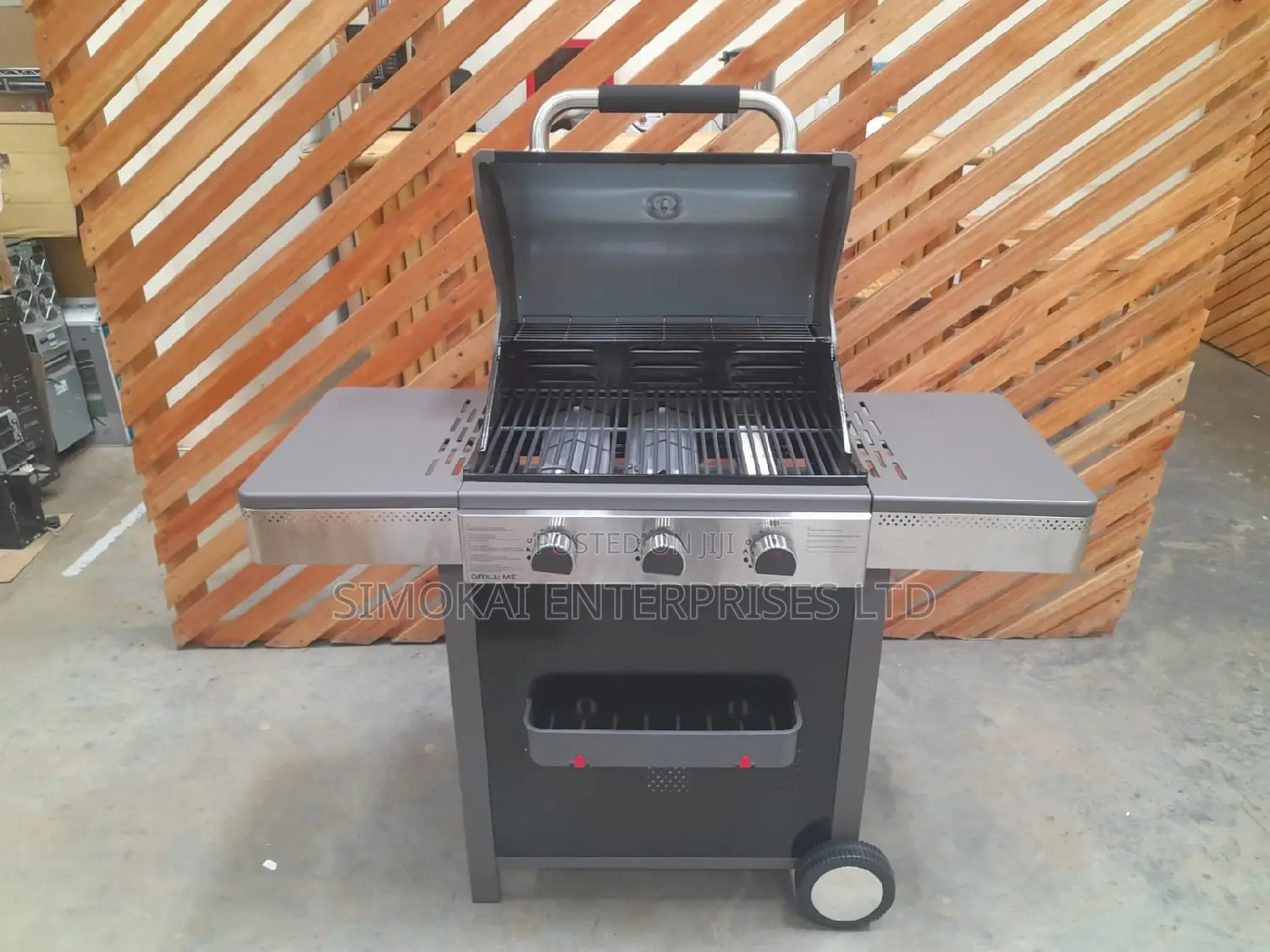 3 Burner Gas Bbq With Wheels