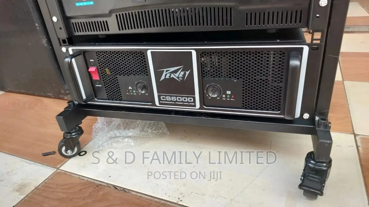 Peavey CS 6000 Power Amplifier