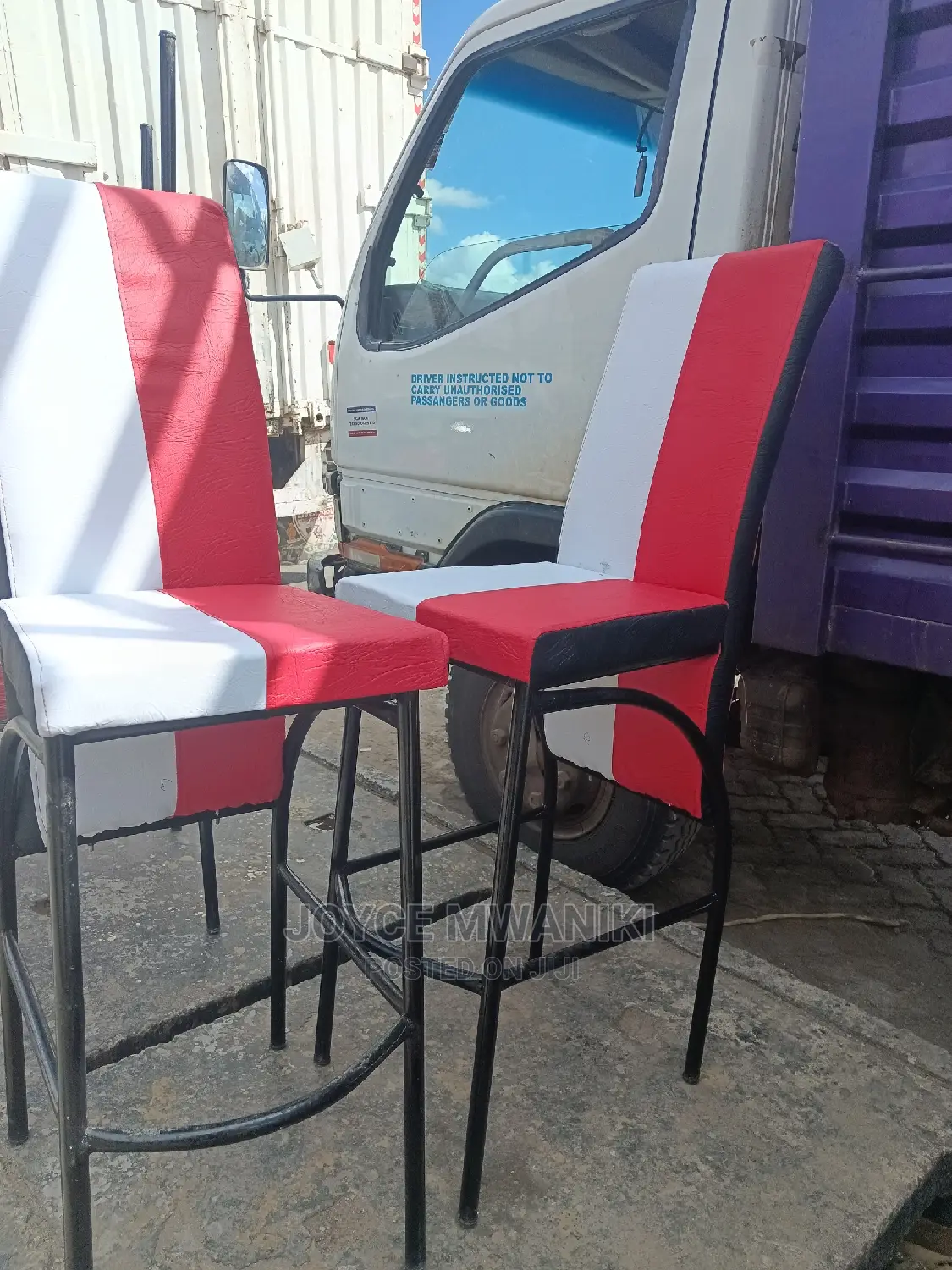 Executive High Chair for Restaurant
