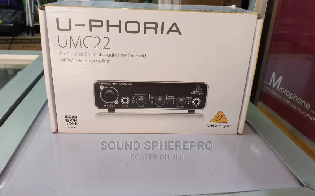 Behringer U-Phoria UMC 22 Audio Interface
