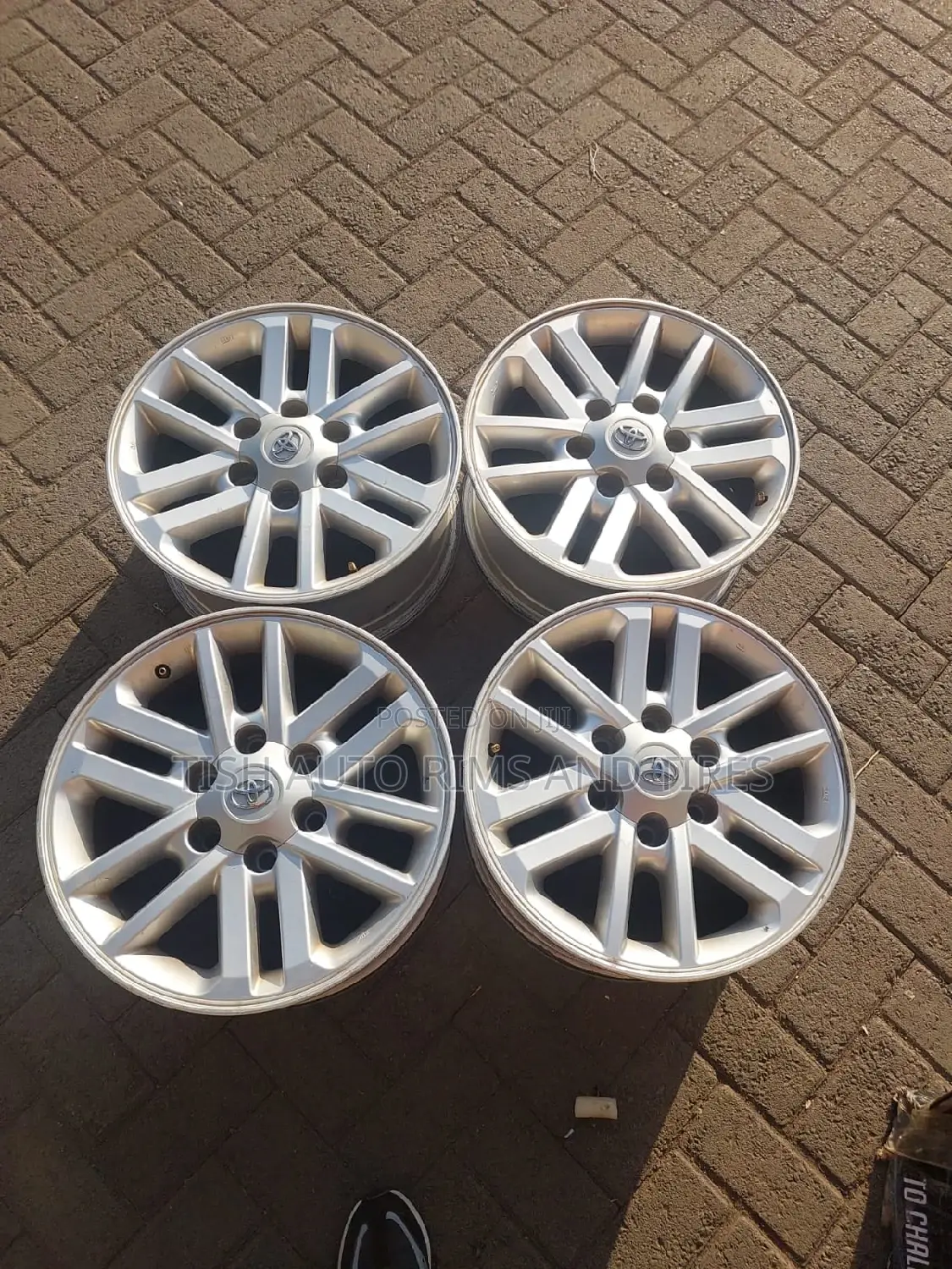 Original Toyota Fortuner 17 Inch Rims Set