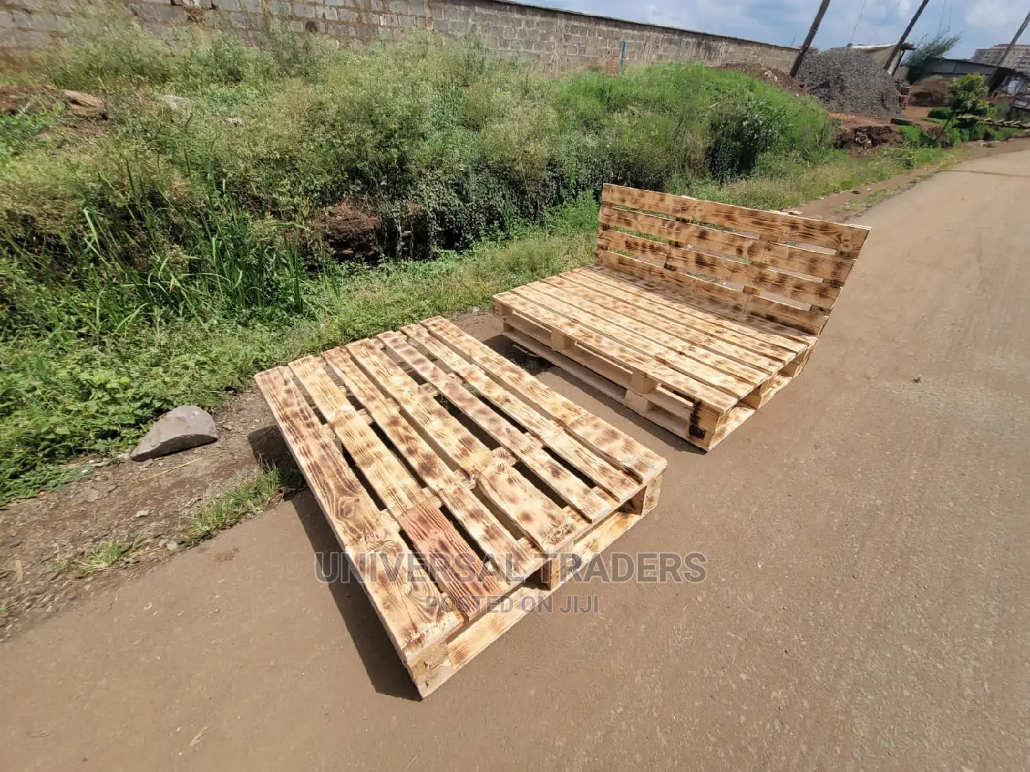 Detachable 5*6 Wooden Pallet Bed - Blazed Pallet Bed