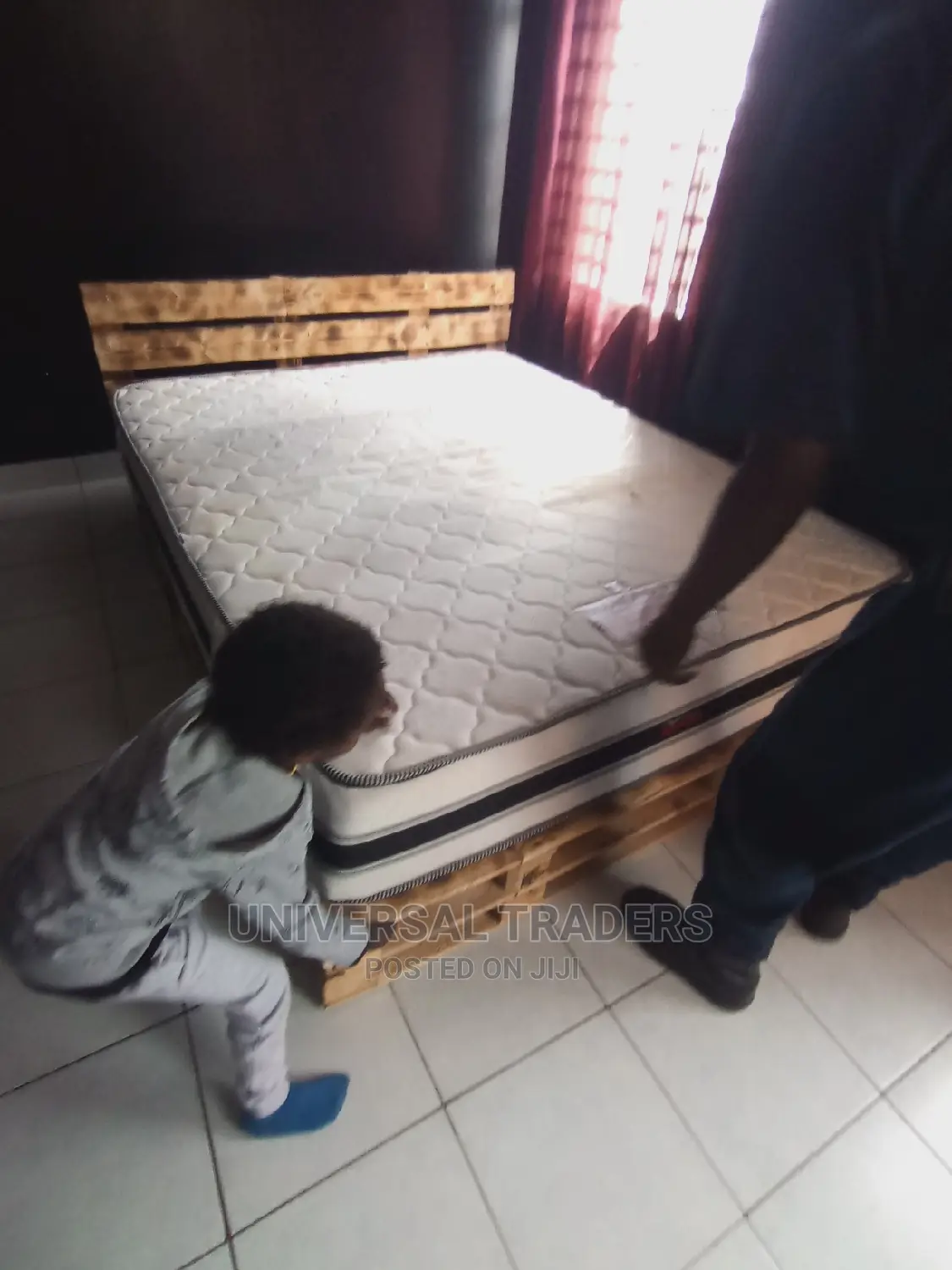 Pallet Bed - Splittable Wooden Pallet Bed - 5*6 Ft