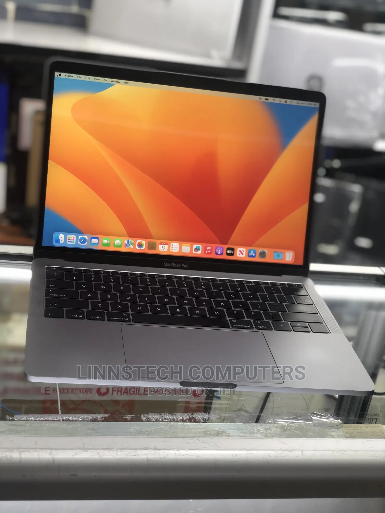 Laptop Apple MacBook Pro 2017 8GB Intel Core I5 SSD 256GB
