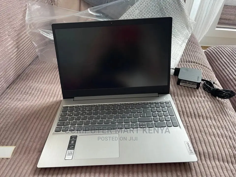 New Laptop Lenovo Ideapad 3 8GB Intel Core I7 HDD 1T