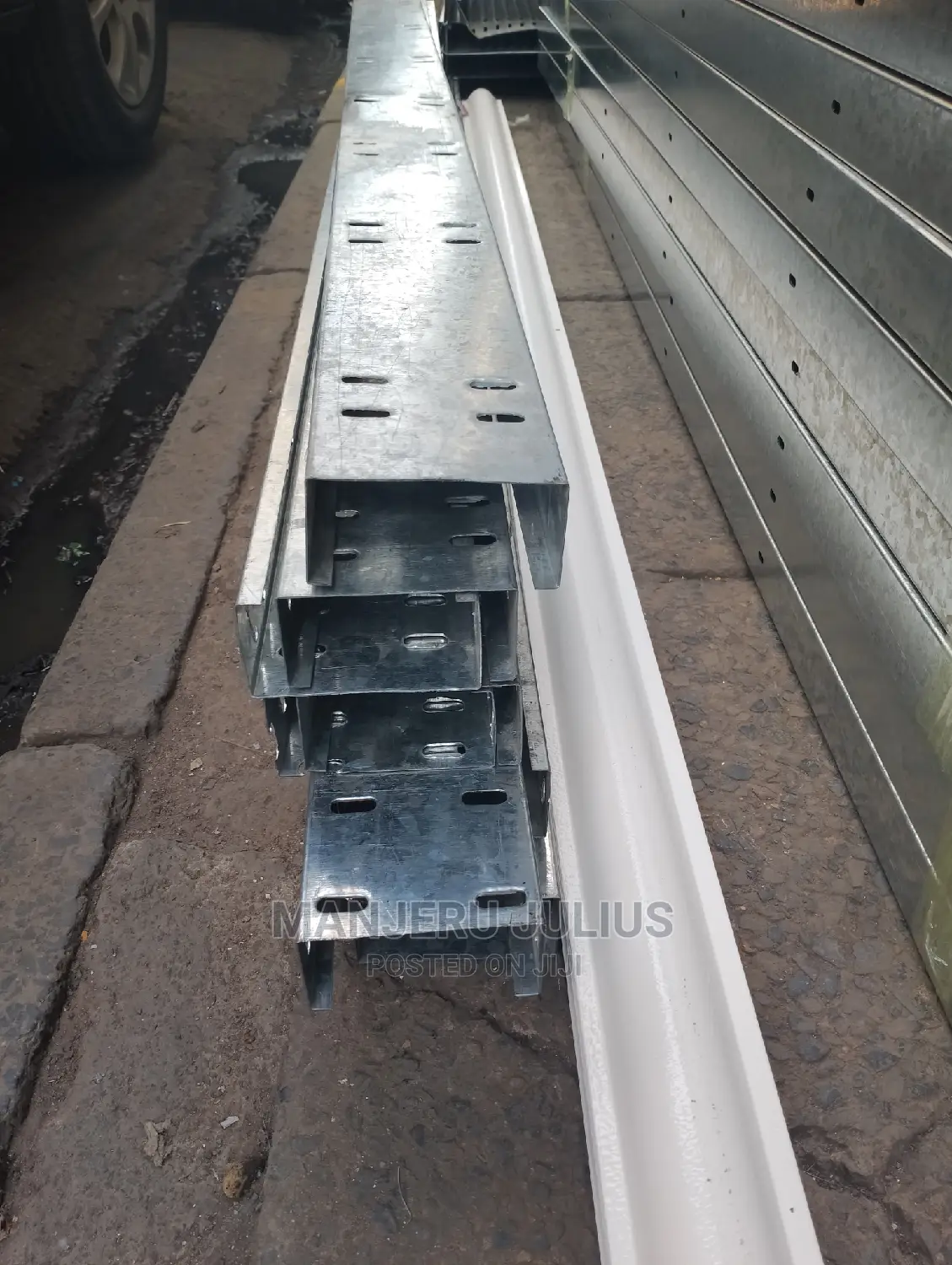 50*100 Cable Tray