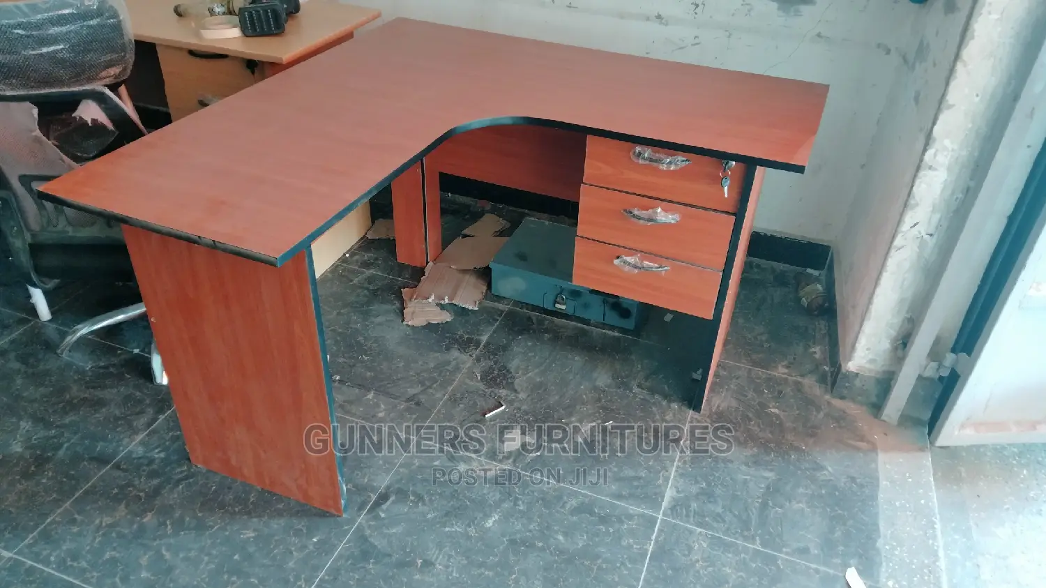 L Shaped Desk