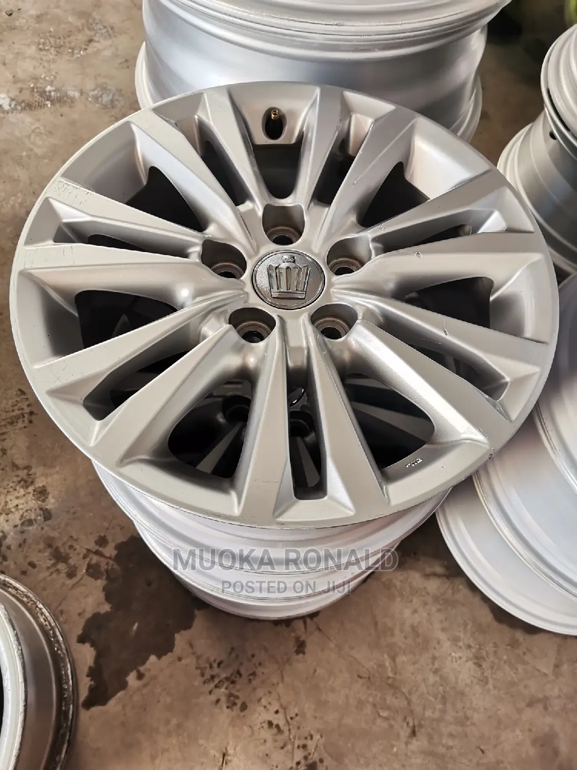 Toyota Crown Original Rims 16inch