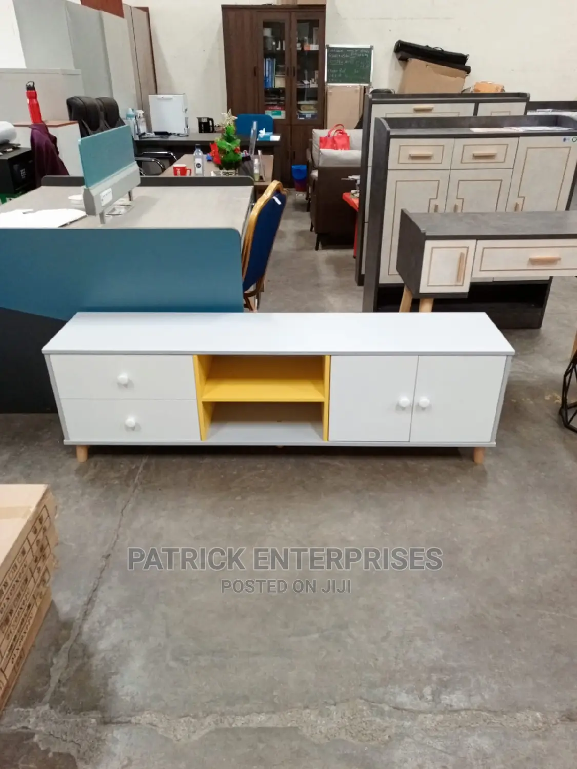 Imported Morden Wooden TV Stand