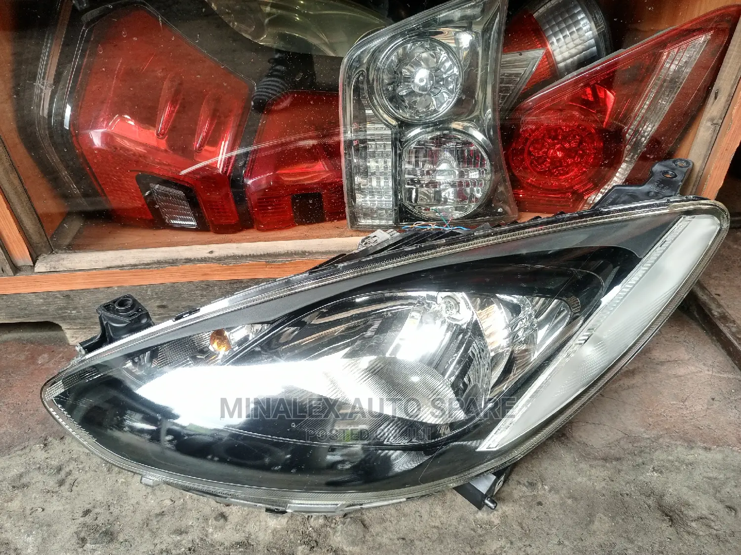 Mazda Demio 2008/9 Headlights Nonzenon