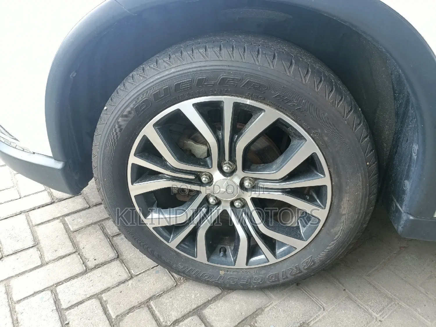 Mitsubishi Outlander 2018 White