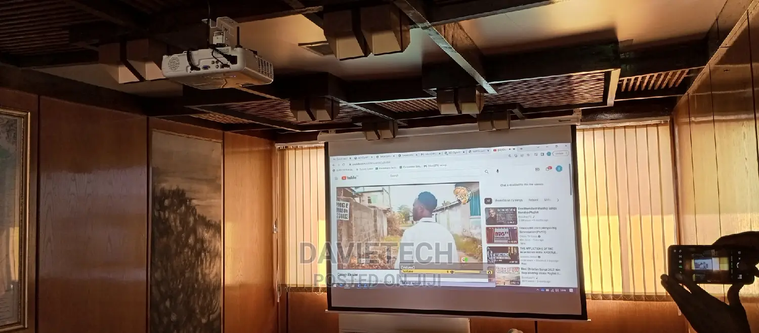 Wireless Projection Installation