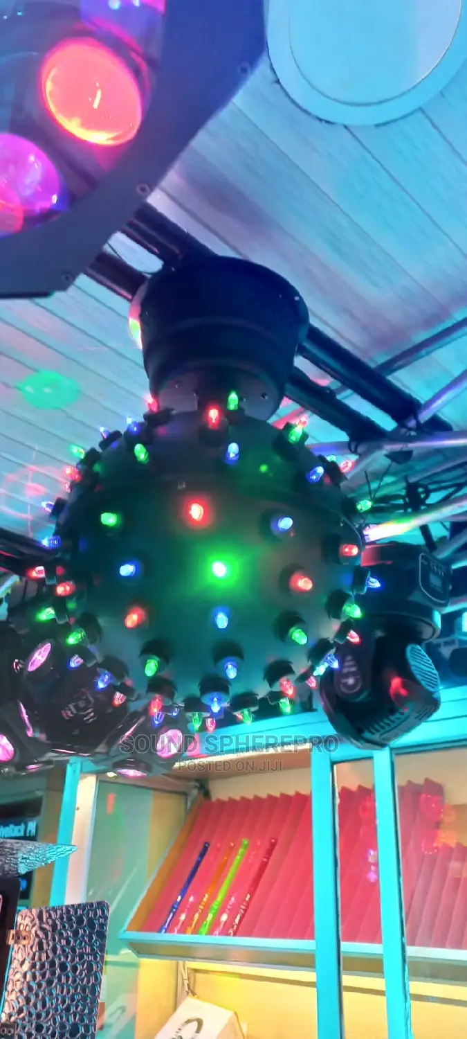 Spikes Lights Ball